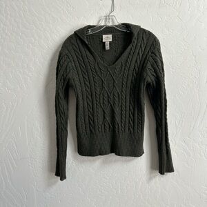 St. John's Bay Dark Green V-Neck Sweater